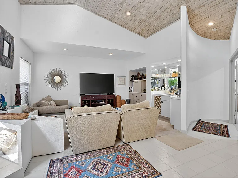 22519 Esplanada Cir W #W — Photo 8