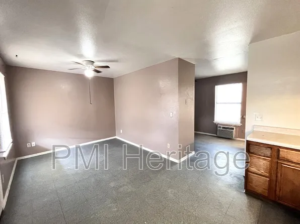 809 E Huntsville Ave APT 201, Springdale, AR 72764