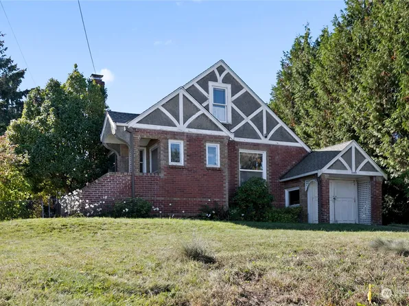 1055 S 100th Street, Seattle, WA 98168