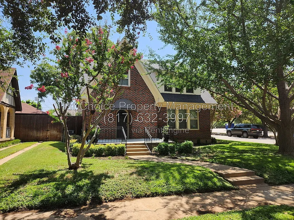 2565 Shirley Ave