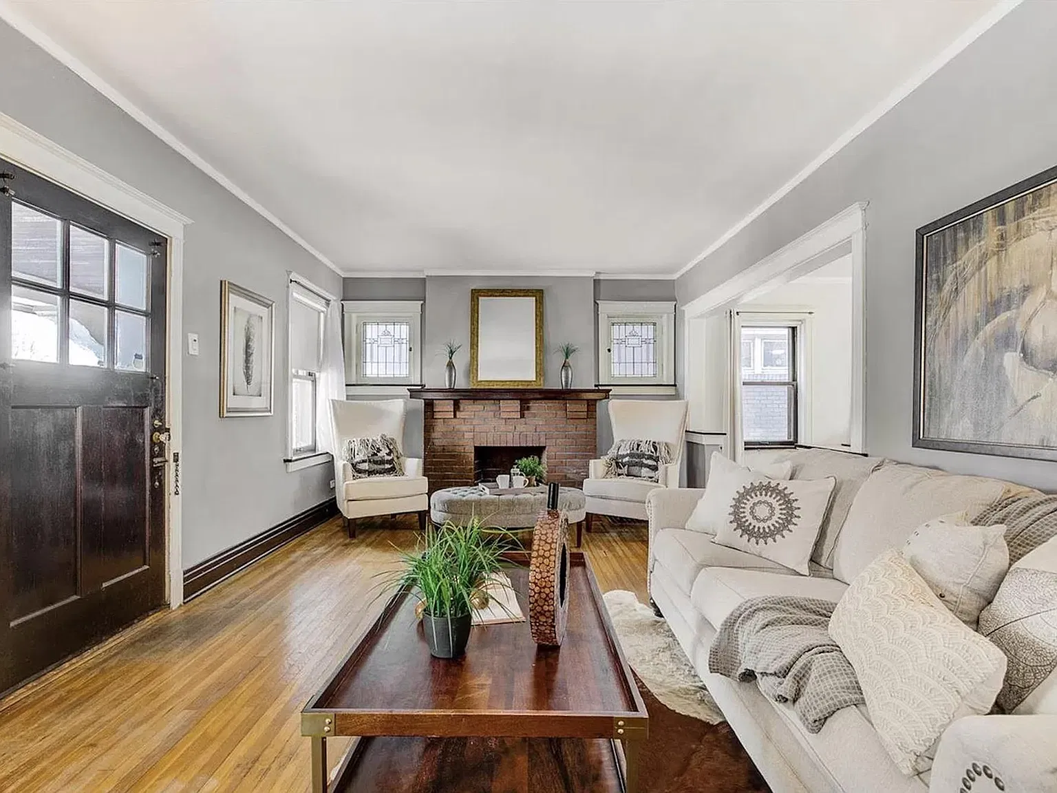 7216 Lindell Blvd — Photo 4