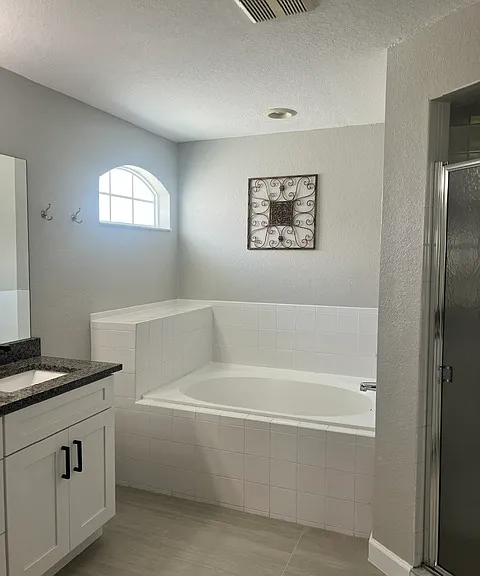 1650 Meadows Pond Dr — Photo 12