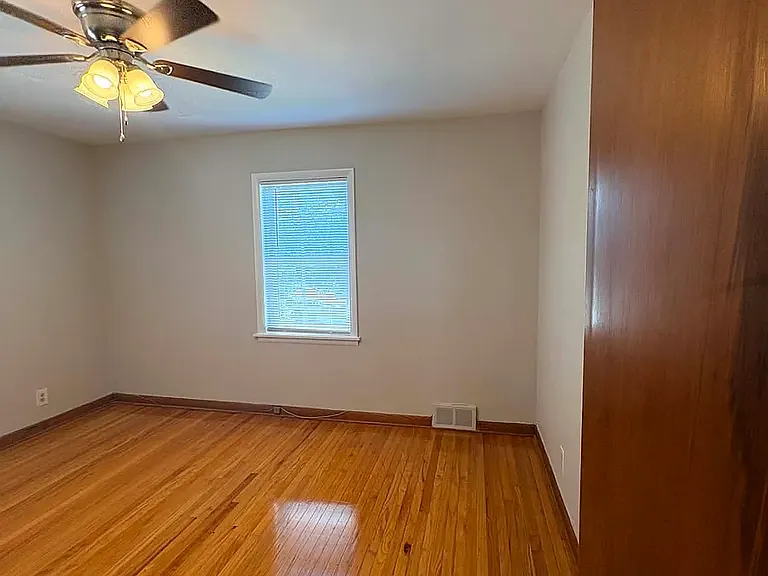 3815 Nanz Ave — Photo 39