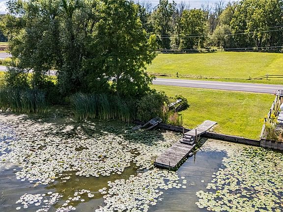 2nd image of W Port Bay Rd #213