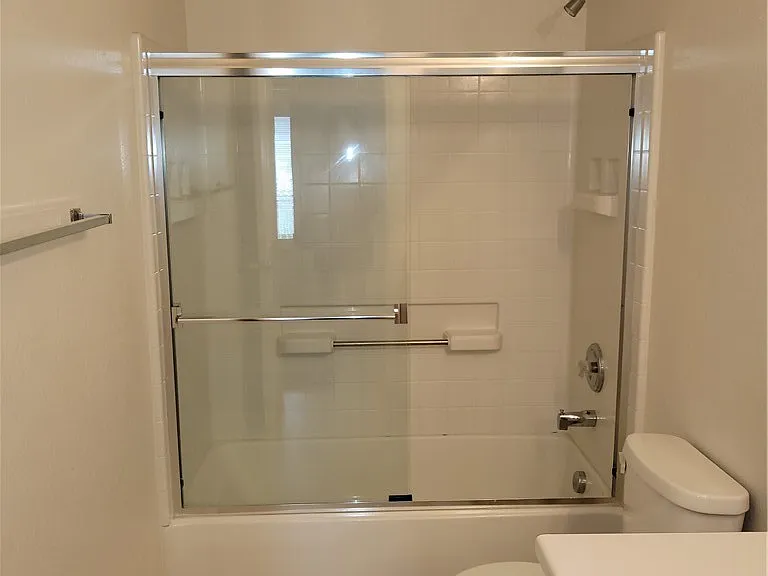 9275 Hollander Ave — Photo 22