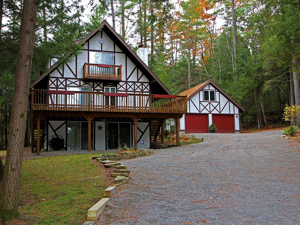 1st image of 19 Fox Hollow Dr