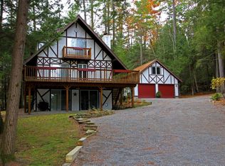 19 Fox Hollow Dr, Bolton Landing, NY 12814