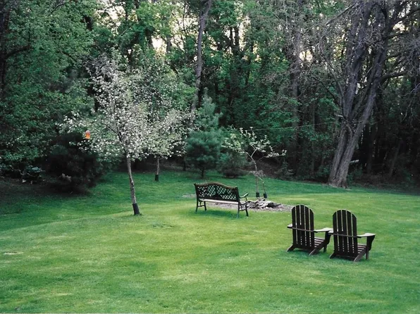 418 Zachary Ln N, Plymouth, MN 55441