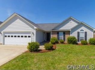 185 Running Briar Rd, Fletcher, NC 28732