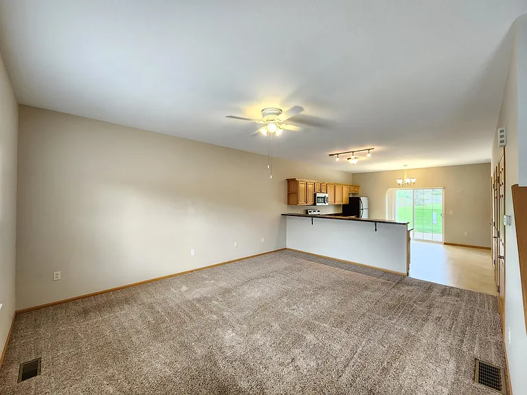 7529 Crosscreek Dr #7529 — Photo 3