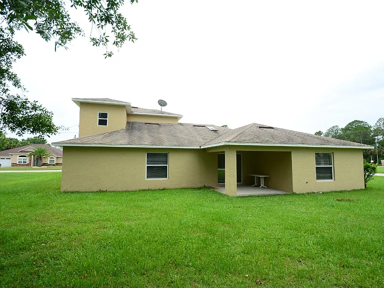 20 Wheeler Ln — Photo 4