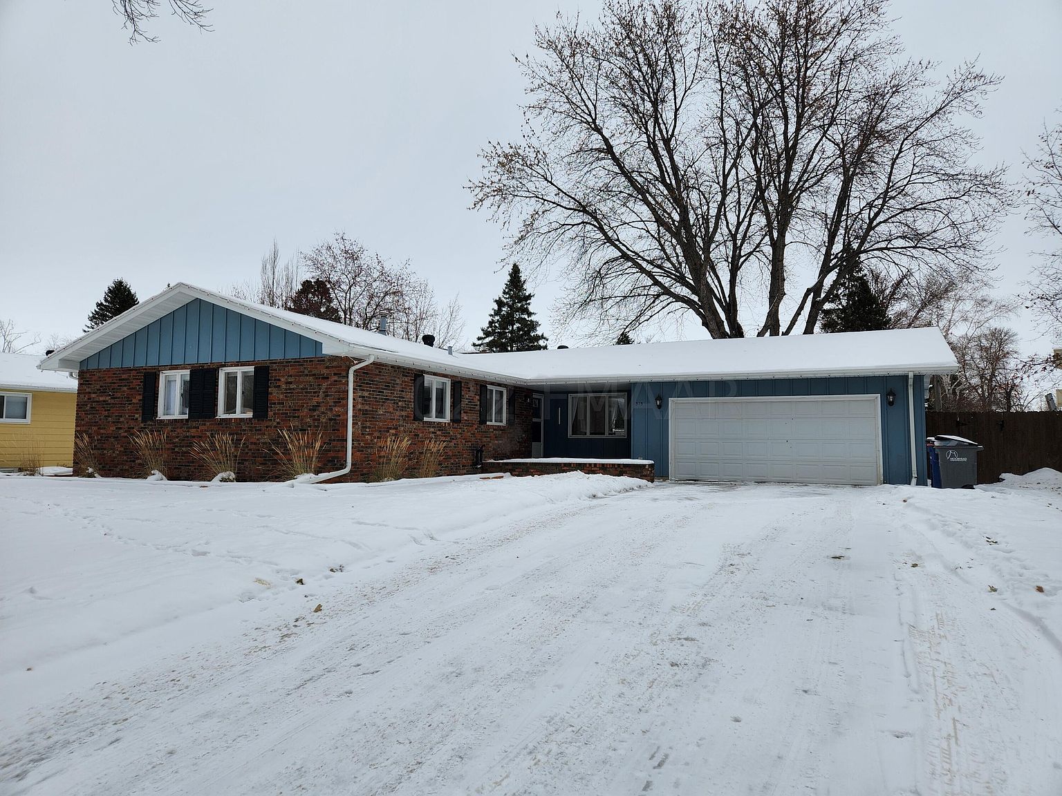 315 Valley Ave, Moorhead, MN 56560 Zillow