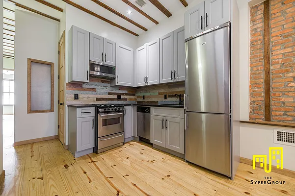 Rented by The Syper Group | media 38