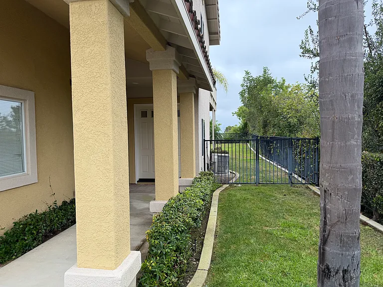 6833 Urubu St — Photo 65
