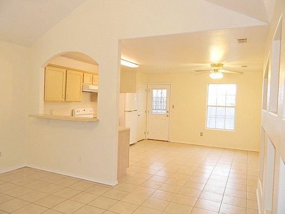 4th image of 2905 Samantha Dr