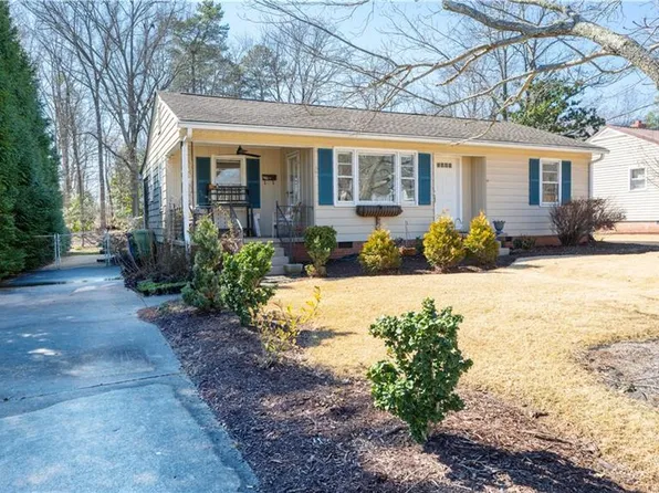 229 Hastings Dr, Kernersville, NC 27284