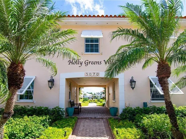 3070 Gulf Shore Blvd N APT 103, Naples, FL 34103