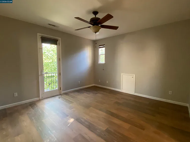 2409 Maidenhair Way — Photo 17