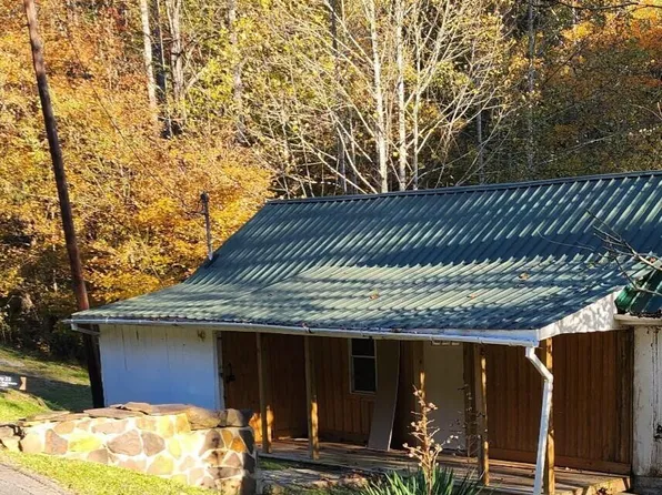 5322 Aj Osborne Hwy, Blackwater, VA 24221