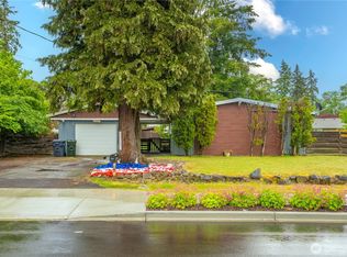 8909 Hipkins Rd SW, Lakewood, WA 98498