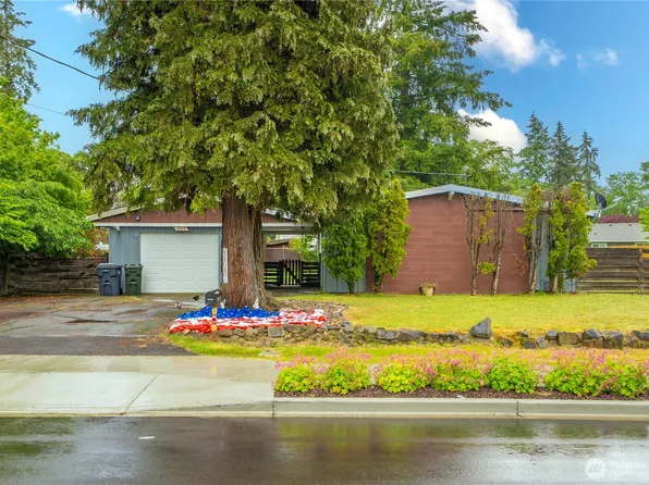 8909 Hipkins Road SW, Lakewood, WA 98498