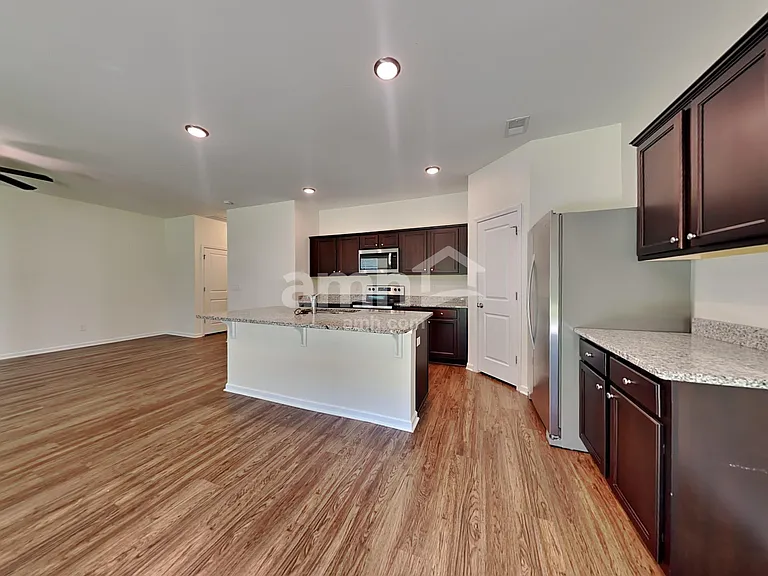 130 Orion Way — Photo 5