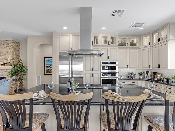 2nd image of 792 E CITRUS HOLLOW Way