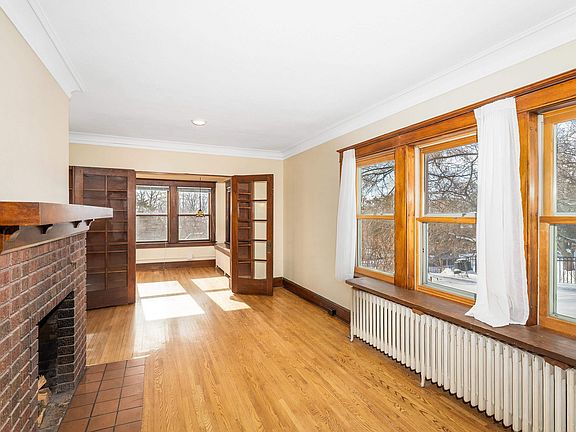 4th image of 2501 Branch St