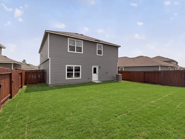 11914 Latour Valley — Photo 40