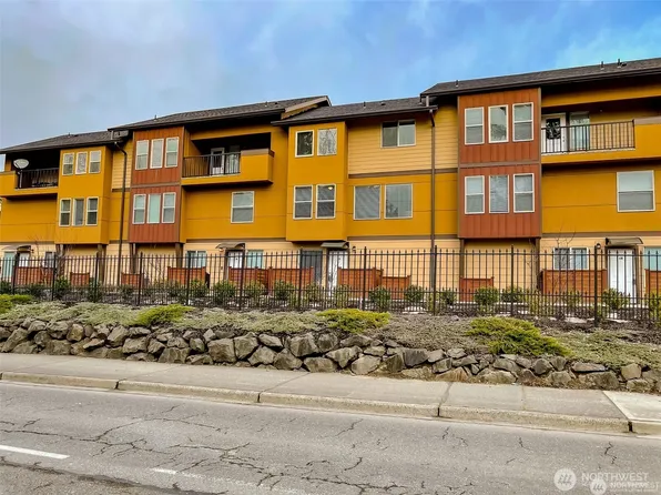 12228 SE Petrovitsky Road #2B, Renton, WA 98058