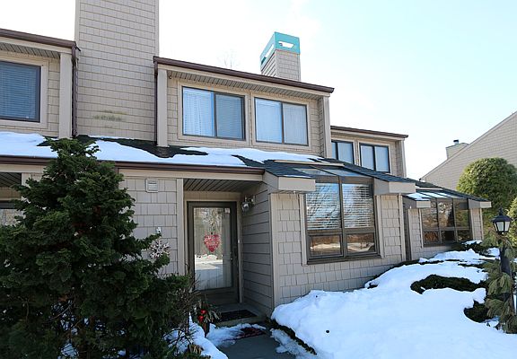 2nd image of 114 Beecher Avenue Ext
