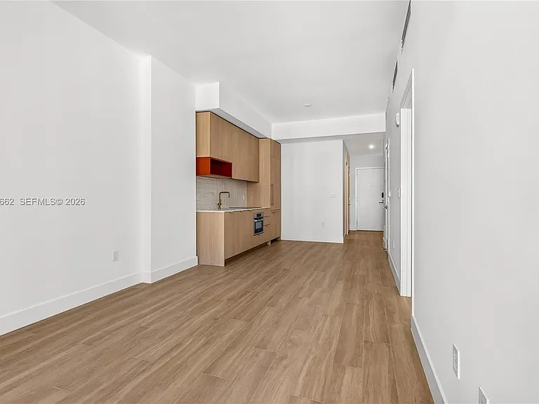 90 NE 32nd St #209 — Photo 12