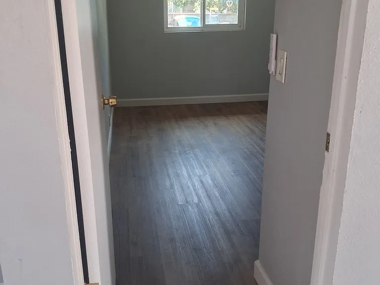 117 S 5th St — Photo 9