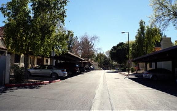 4th image of 921 W University Dr Unit 1018