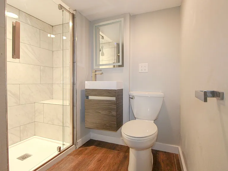 230 Bryant Ave — Photo 6