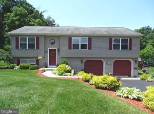 15 Debra Dr, York Haven, PA
