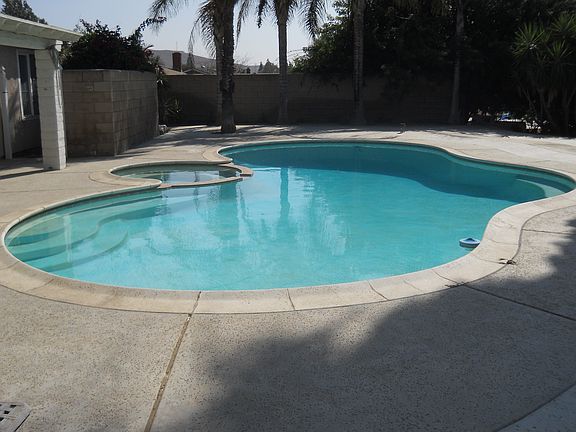 5th image of 11780 Countryside Dr