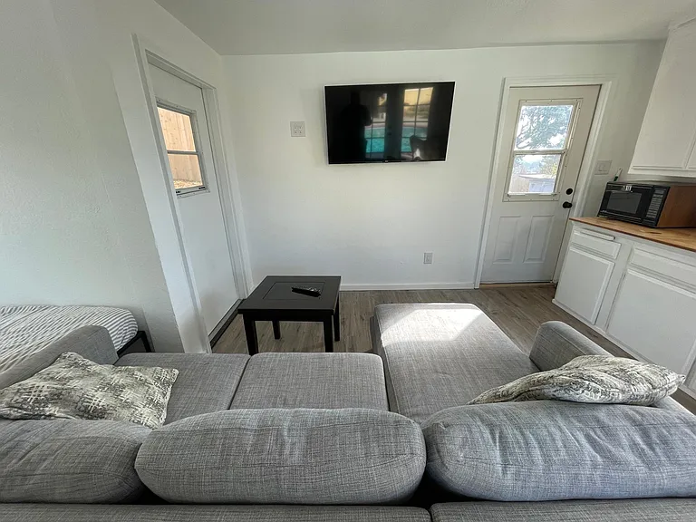 740 Tanner Dr #C — Photo 7