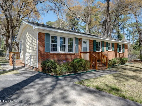 107 Pine Dale Road, Havelock, NC 28532