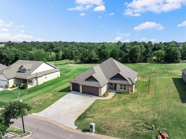 201 Canyon Creek Ln, Guthrie, OK 73044