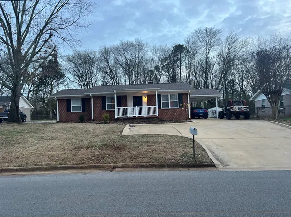 105 Davis Ave, Florence, AL 35633