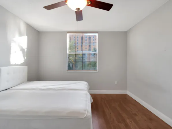 720 S Sapodilla Avenue #413, West Palm Beach, FL 33401