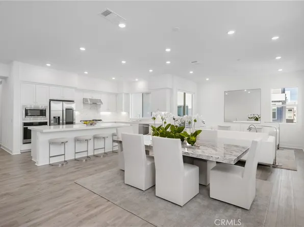 27225 Cranmore Way #101, Valencia, CA 91381