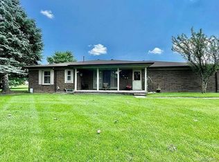 49345 Winchester Ct, Shelby Township, MI