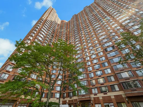 100 Old Palisade Rd Penthouse 10, Fort Lee, NJ 07024