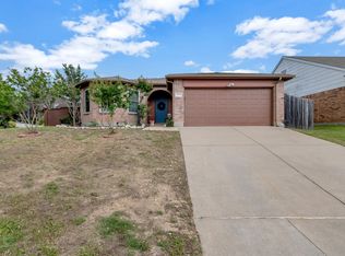 2701 Brea Canyon Rd, Fort Worth, TX 76108