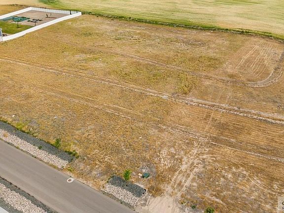 4th image of 5601 Malheur River St