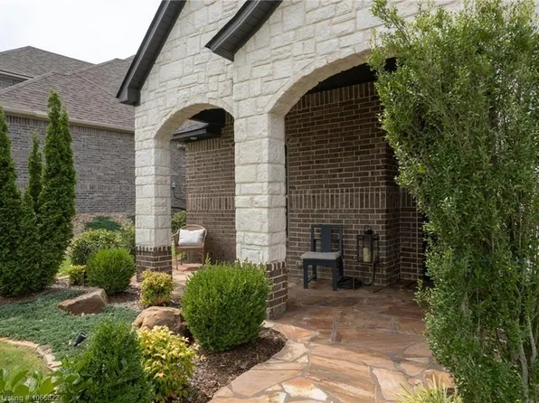 7200 Forest Canyon Dr, Fort Smith, AR 72916