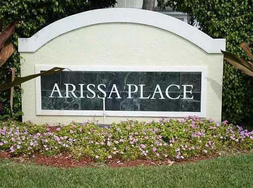 3 bed, 2.0 bath, 1200 sqft, $2,500 — Photo 2