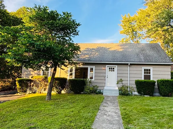 8 Cote Avenue, Nashua, NH 03060